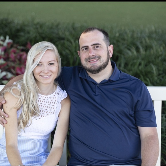 Lilly Pulitzer Maya White and Blue Seersucker
Shift Dress Sz 00 - Picture 5 of 9